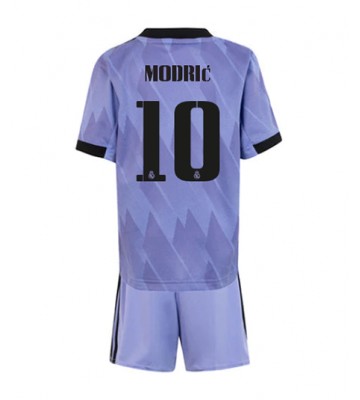 Real Madrid Luka Modric #10 Bortedraktsett Barn 2022-23 Kortermet (+ Korte bukser)
